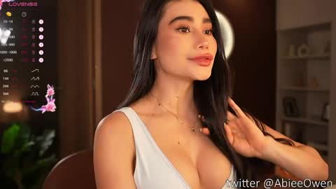 abie_owen online show from May 7, 12:16 am