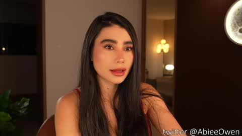 abie_owen online show from May 21, 12:06 am