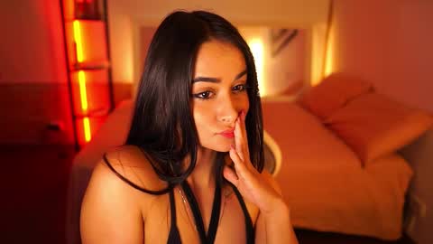 Abigail online show from December 22, 8:28 pm