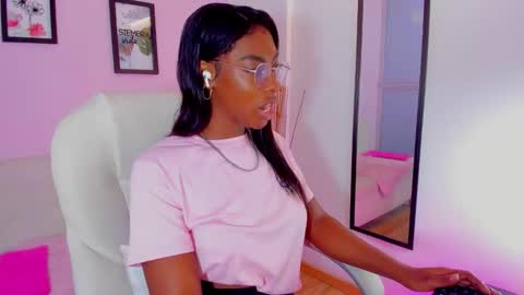 Abigail online show from March 26, 11:27 am