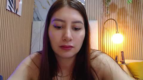 Snapshot of abigailowensss chatting on May 9, 6:18 am abigailowensss online show from May 9, 6:18 am