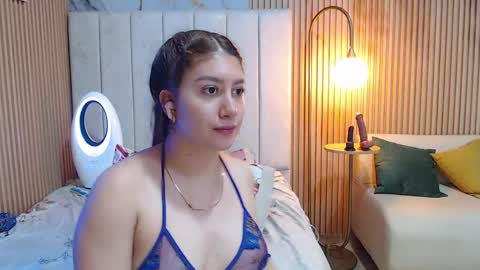 Snapshot of abigailowensss chatting on May 21, 7:48 am abigailowensss online show from May 21, 7:48 am