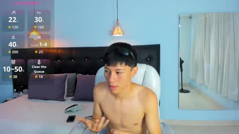 abraham_horny18 online show from October 30, 1:12 pm