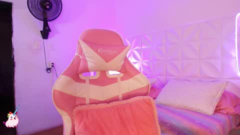 Abril  online show from September 25, 10:19 am