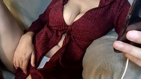 abril2026 online show from May 5, 5:54 pm