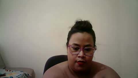 Snapshot of abril__ass chatting on March 10, 2:22 pm abril__ass online show from March 10, 2:22 pm