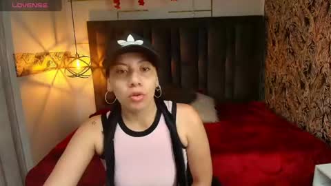 Abril Fox online show from July 4, 11:49 am