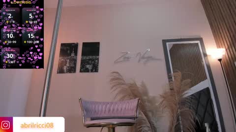 Abril  online show from February 28, 7:26 am