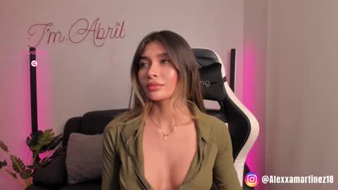 Snapshot of abril_w18 chatting on March 1, 2:48 am My name is Alexa. Please say hello I like to chat with you. If you have requests please use tip online show from March 1, 2:48 am