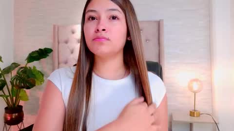 Snapshot of abrill_cute chatting on September 28, 12:54 pm abrill_cute online show from September 28, 12:54 pm