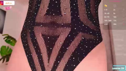 Snapshot of abrill_cute chatting on October 25, 12:45 pm abrill_cute online show from October 25, 12:45 pm