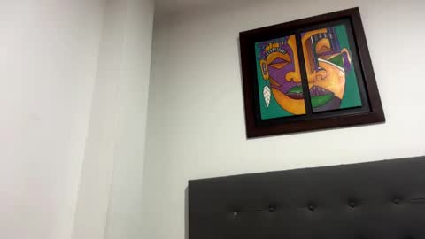 abrilsantosxo online show from May 12, 7:44 pm