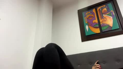 abrilsantosxo online show from May 14, 1:45 am