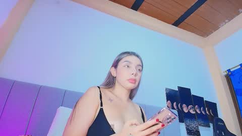 Abril online show from March 10, 11:32 pm