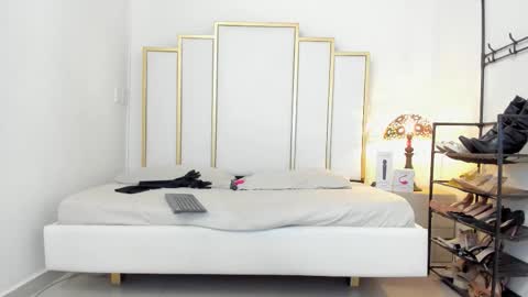 LittleSunny  My schedule 1400 - 2200 GMT -5 online show from October 24, 12:56 pm