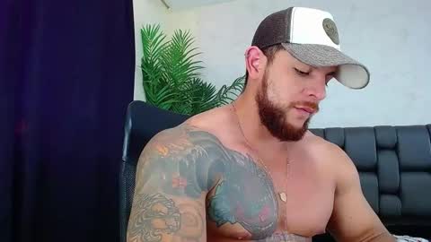 ace_owens online show from December 17, 7:48 pm
