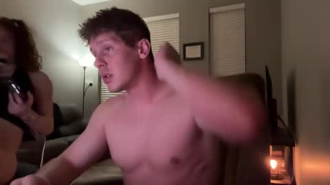 Remi and Ace online show from April 21, 7:25 am