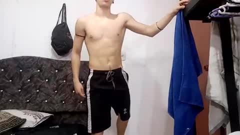 Snapshot of ace_sexy_ace chatting on December 13, 9:20 pm Ace Rogger online show from December 13, 9:20 pm