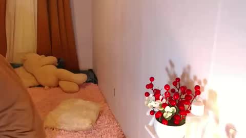 Snapshot of acequintanilla282 chatting on March 3, 11:49 am fantasticace online show from March 3, 11:49 am