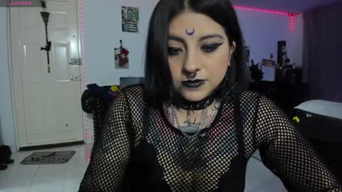 Alice online show from December 4, 3:37 am