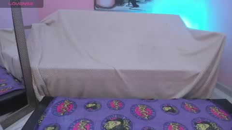 Snapshot of acid_bounze chatting on March 29, 12:27 pm Acid Bounze online show from March 29, 12:27 pm