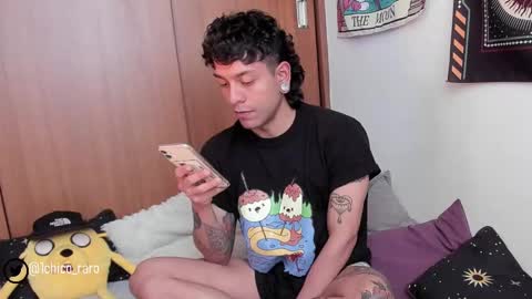 Snapshot of acid_time chatting on February 11, 9:03 pm Jhonny online show from February 11, 9:03 pm
