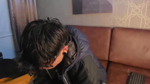 Acid Milo online show from December 12, 1:28 pm