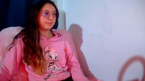Snapshot of ada_naugthy1 chatting on September 23, 1:52 am Ada naugthy28 online show from September 23, 1:52 am