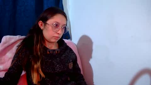 Snapshot of ada_naugthy1 chatting on September 25, 12:03 am Ada naugthy28 online show from September 25, 12:03 am