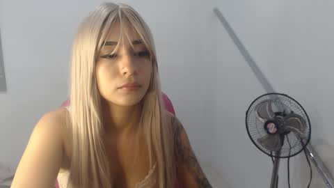 adagny online show from November 25, 3:28 am