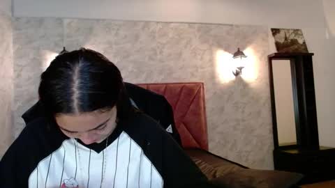 Adaira online show from December 16, 4:28 am