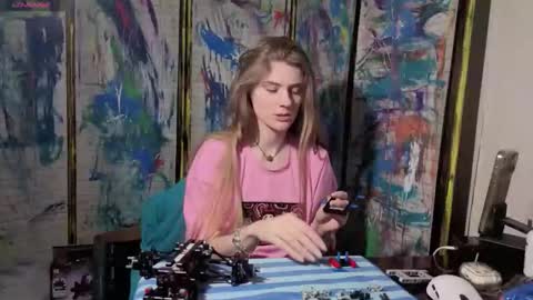 Ada online show from May 26, 7:21 pm