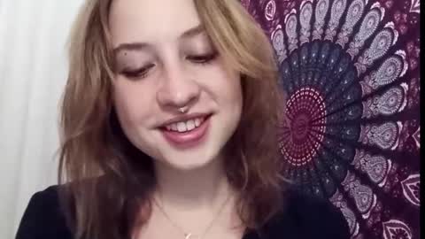 Adalyn online show from October 10, 6:18 pm