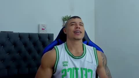 Snapshot of adam_boss chatting on October 11, 4:27 pm adam boss online show from October 11, 4:27 pm