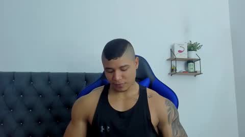 Snapshot of adam_boss chatting on October 23, 8:51 pm adam boss online show from October 23, 8:51 pm