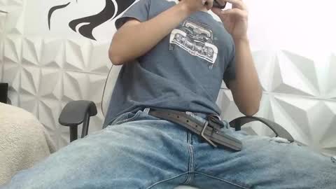 Snapshot of adam_evehotroom chatting on February 16, 8:00 pm adam_evehotroom online show from February 16, 8:00 pm