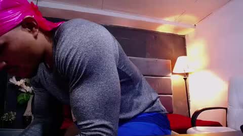 adam_fit19cm online show from October 9, 2:04 pm