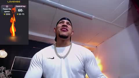 adam_fit19cm online show from December 1, 2:11 pm