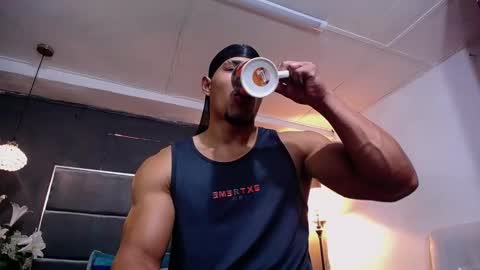 adam_fit19cm online show from January 14, 1:39 pm