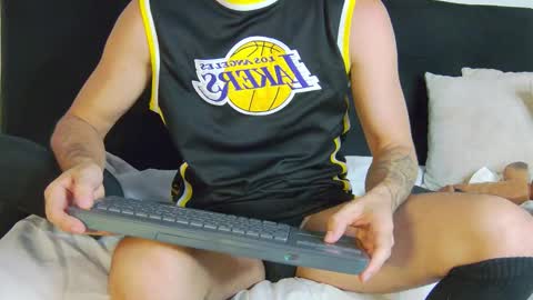 Snapshot of adam_millanff chatting on January 5, 8:23 pm Fabrizio online show from January 5, 8:23 pm