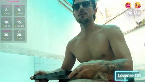 Snapshot of adam_millanff chatting on March 29, 3:34 pm Fabrizio online show from March 29, 3:34 pm