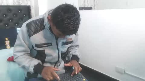 adam_morgan2 online show from September 14, 7:24 pm