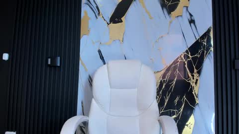 adam_piarse online show from February 28, 10:06 pm