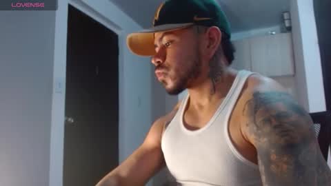 adam shilder7 online show from February 6, 8:01 pm