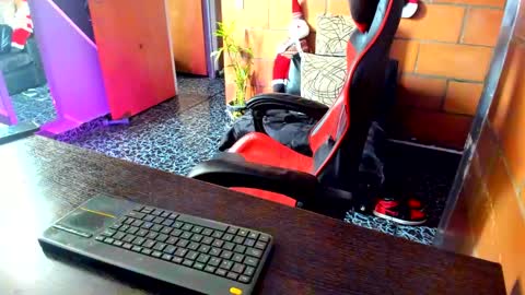 Adam Valencia online show from December 1, 7:58 pm