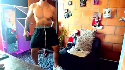 Adam Valencia online show from December 7, 7:54 pm