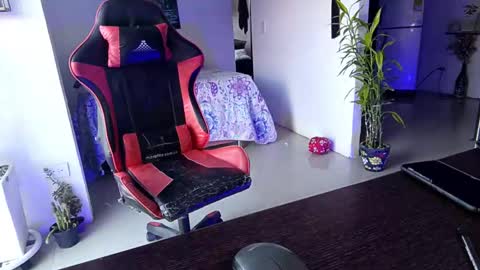 Adam Valencia online show from January 7, 11:56 am