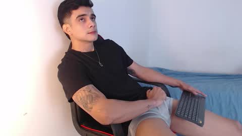 Snapshot of adama_soa chatting on September 25, 5:44 am Hello guys excuse my absence I will be absent for several days for health reasons I hope you understand thank you very much. online show from September 25, 5:44 am