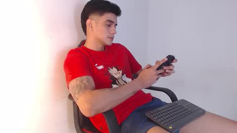 Snapshot of adama_soa chatting on October 27, 7:12 am Hello guys excuse my absence I will be absent for several days for health reasons I hope you understand thank you very much. online show from October 27, 7:12 am