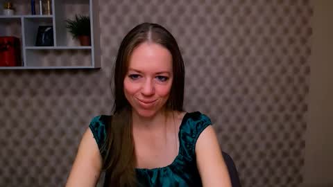 Snapshot of adamais_ chatting on October 23, 5:29 am adamais_ online show from October 23, 5:29 am